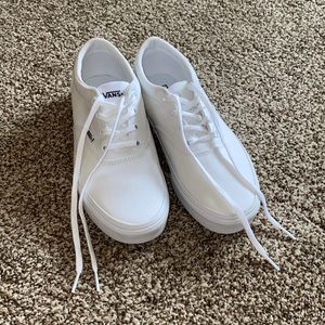 NWOT women’s white Vans